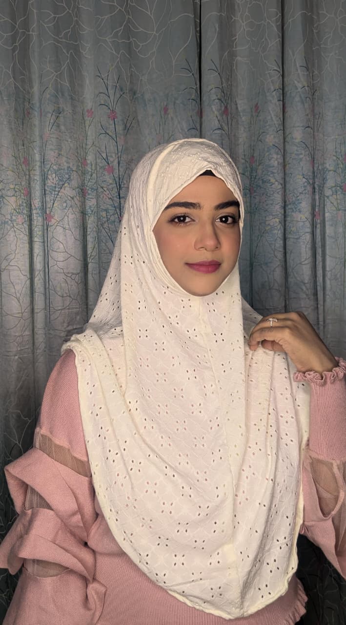 WhatsApp Image 2026-02-08 at 12.37.28 PM Malaysian Chicken ambrodary Strech Fabrics Ready Hijab-Cream - Image 1